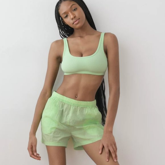 Aritzia Tna Green Claremont Short - Picture 4 of 4